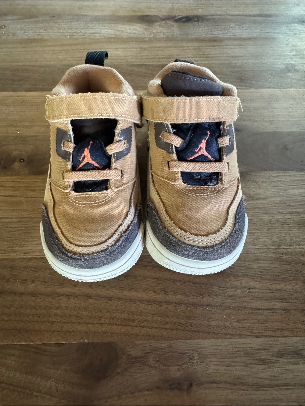 Jordan Kids Brown and Orange Velcro Sneakers